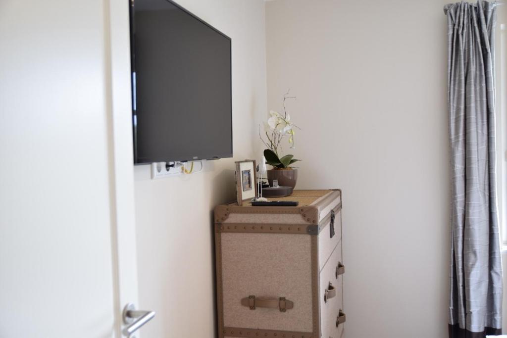 Berthin-bleeg-str. 1, W4, Esprit 3 Apartment *